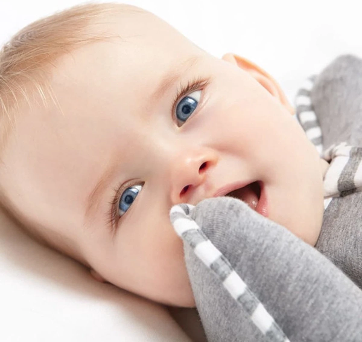 Love To Dream™ Babyslaapzak Swaddle Up™ - Inbakeren - Baby 0-2 Maanden - 2.2-3.8 Kg - All Season - Grijs - Afbeelding 5