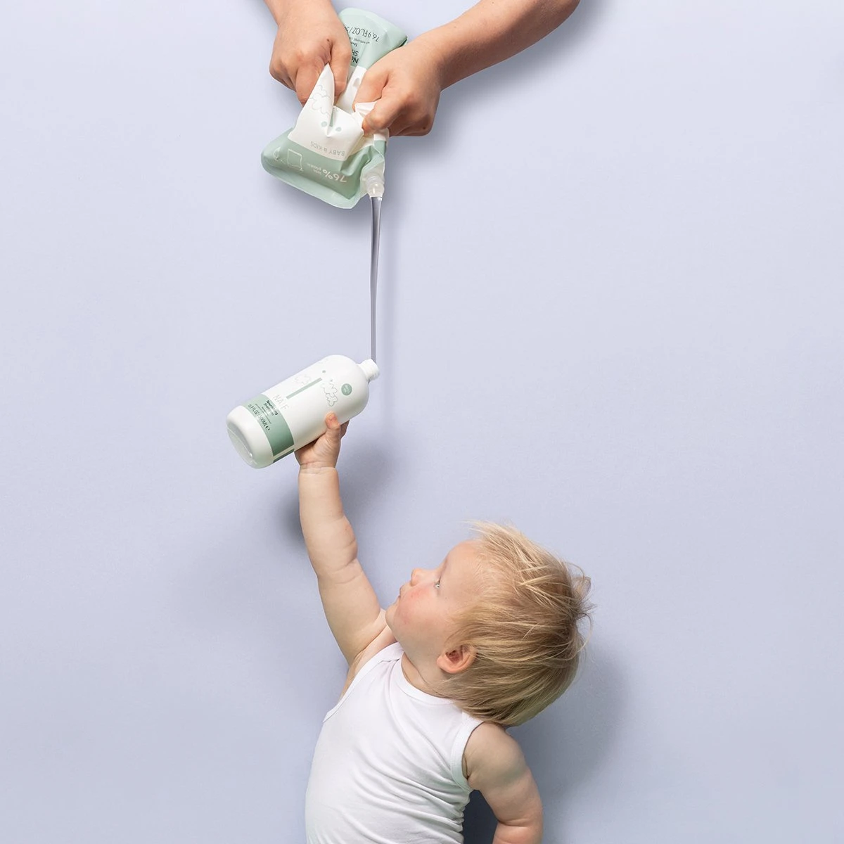 Naïf Shampoo & Wasgel Voordeel Verpakking - Baby & Kids XL Pompfles - 500ml - Met Natuurlijke Ingrediënten - Afbeelding 4