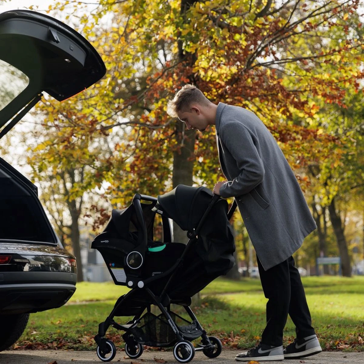 Hamilton By Yoop S1 Plus Buggy Met Monteerbare Zeno Plus Draagwieg - Nieuw En Hoger 2023 Model - Premium Budget Stroller Met One Hand Folding Technologie – Zwart - Licht, Verstelbaar, Wendbaar En Geschikt Van 0 Maanden Tot 4 Jaar – Inclusief Adapter - Afbeelding 9
