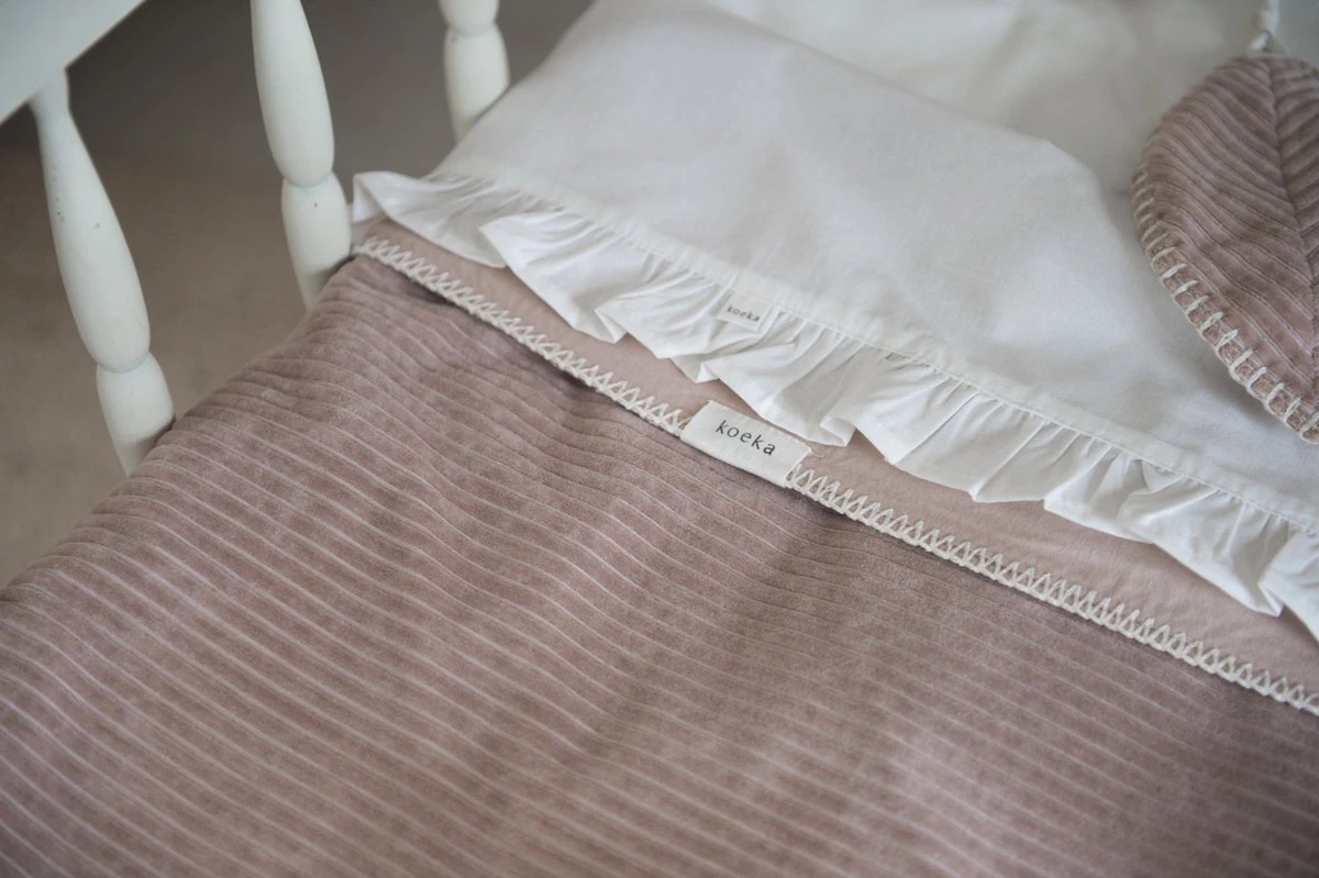 Koeka Baby Lakentje Ledikant Ruffle - Wit 110x140cm - Afbeelding 4