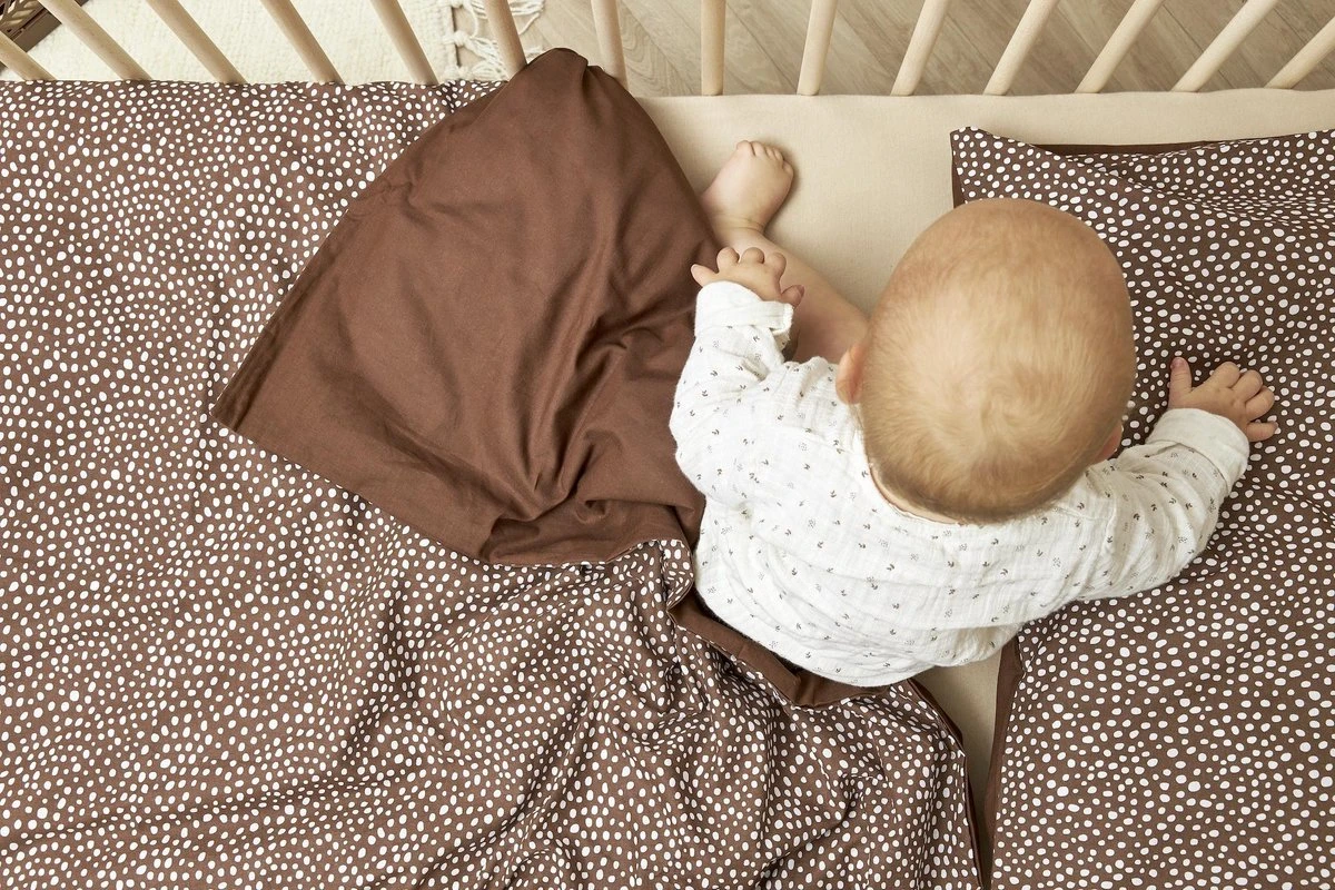 Meyco Cheetah/Uni Dekbedovertrek Ledikant - Chocolate - 100x135cm - Afbeelding 2