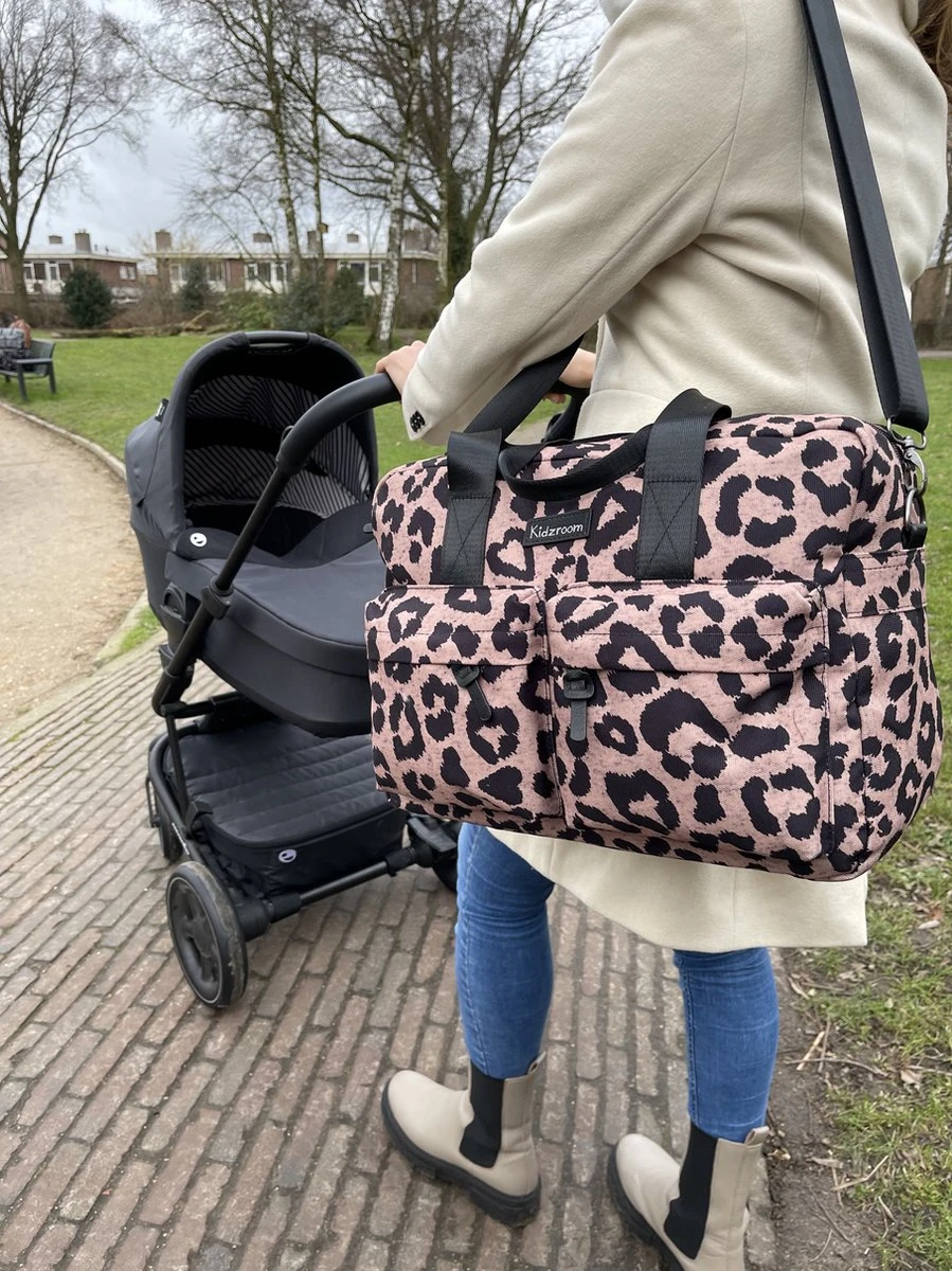 Kidzroom Gorgeous Luiertas - Bruin - Ophanglussen Kinderwagen - Verschoonmatje - Verstelbare Schouderband - Afbeelding 6